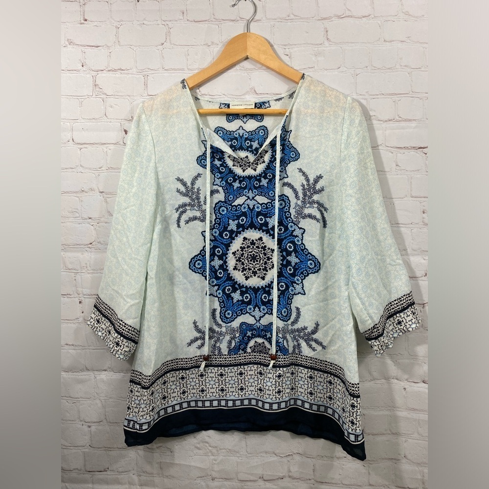 Adrienne Vittadini White Blue Floral Boho Drawstring V-Neck Tunic Top Medium